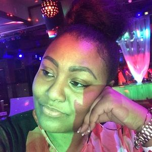 Meet your Posher, Erika